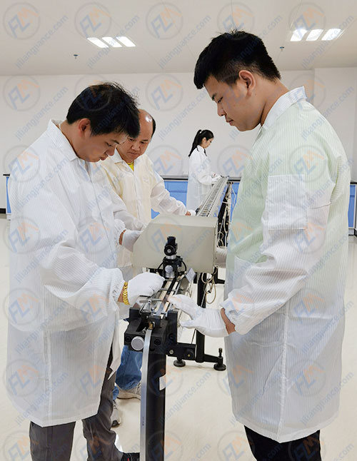 长度仪器计量送检校准图片