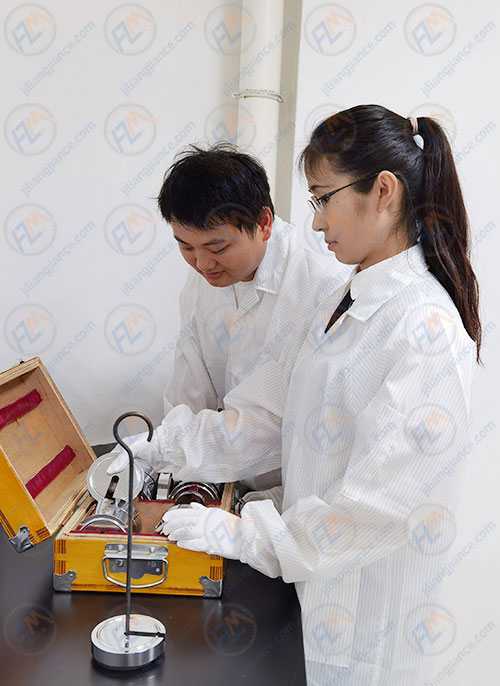衡器计量检定现场校准图片