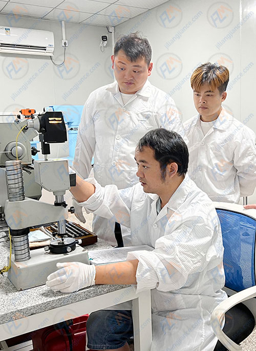 检测实验室仪器校准现场校准图片