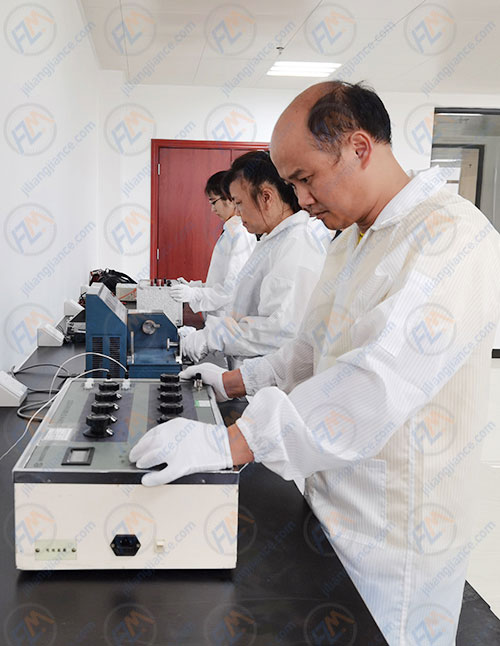检测实验室仪器校准送检校准图片