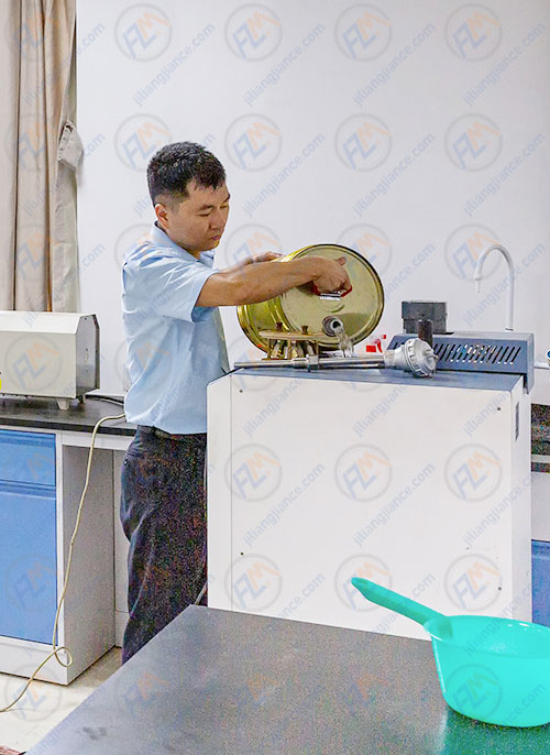 能源仪器计量校准现场校准图片