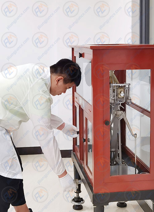 汽车厂仪器计量检测现场校准图片