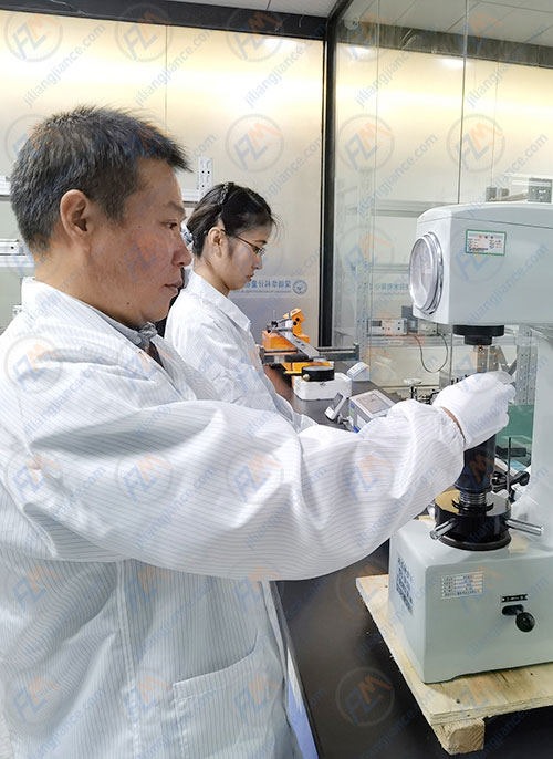 塑胶仪器计量校准现场校准图片