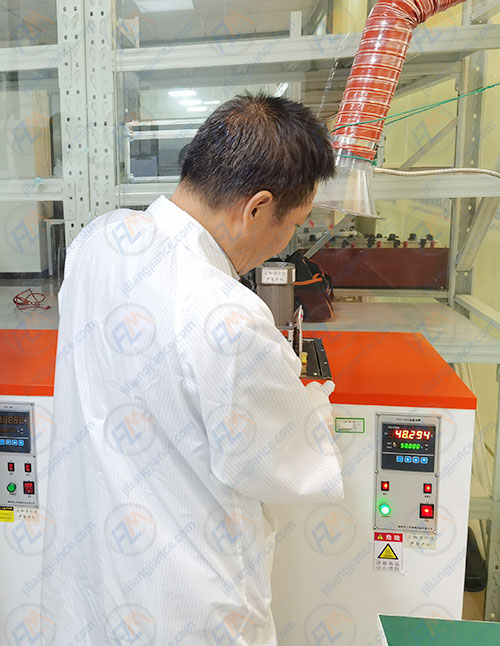 塑胶仪器计量校准送检校准图片