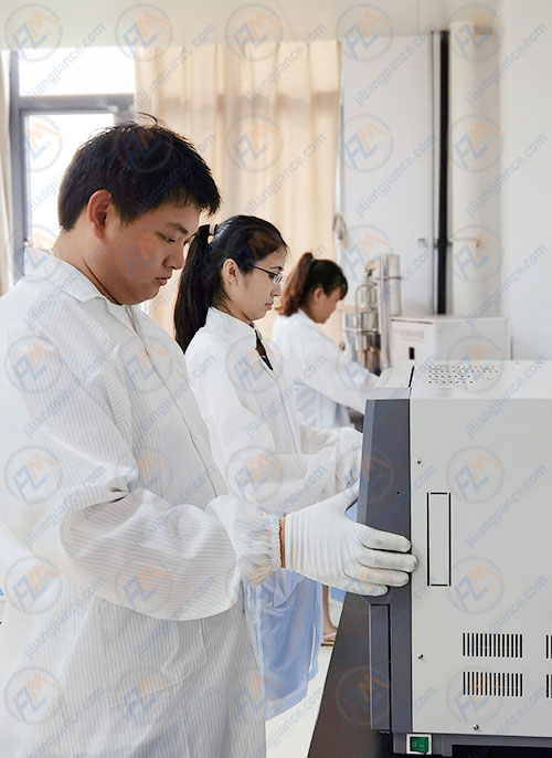 食品厂仪器计量检测现场校准图片