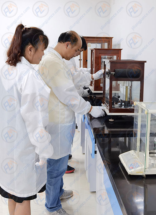 制造业仪器计量检测现场校准图片